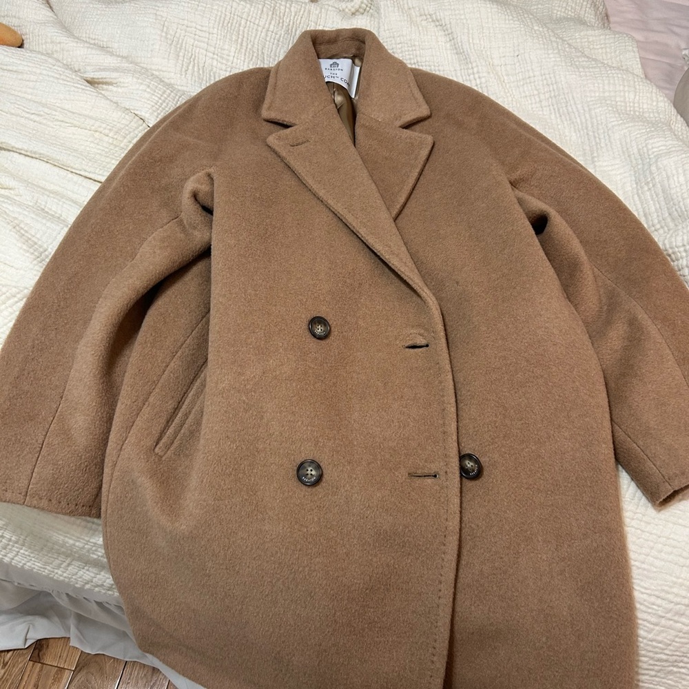 Super warm and cute Artizia mid length Sloane coat